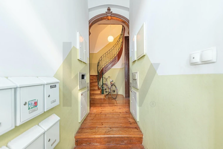 Apartamento T2 para Venda em Ajuda Foto 1