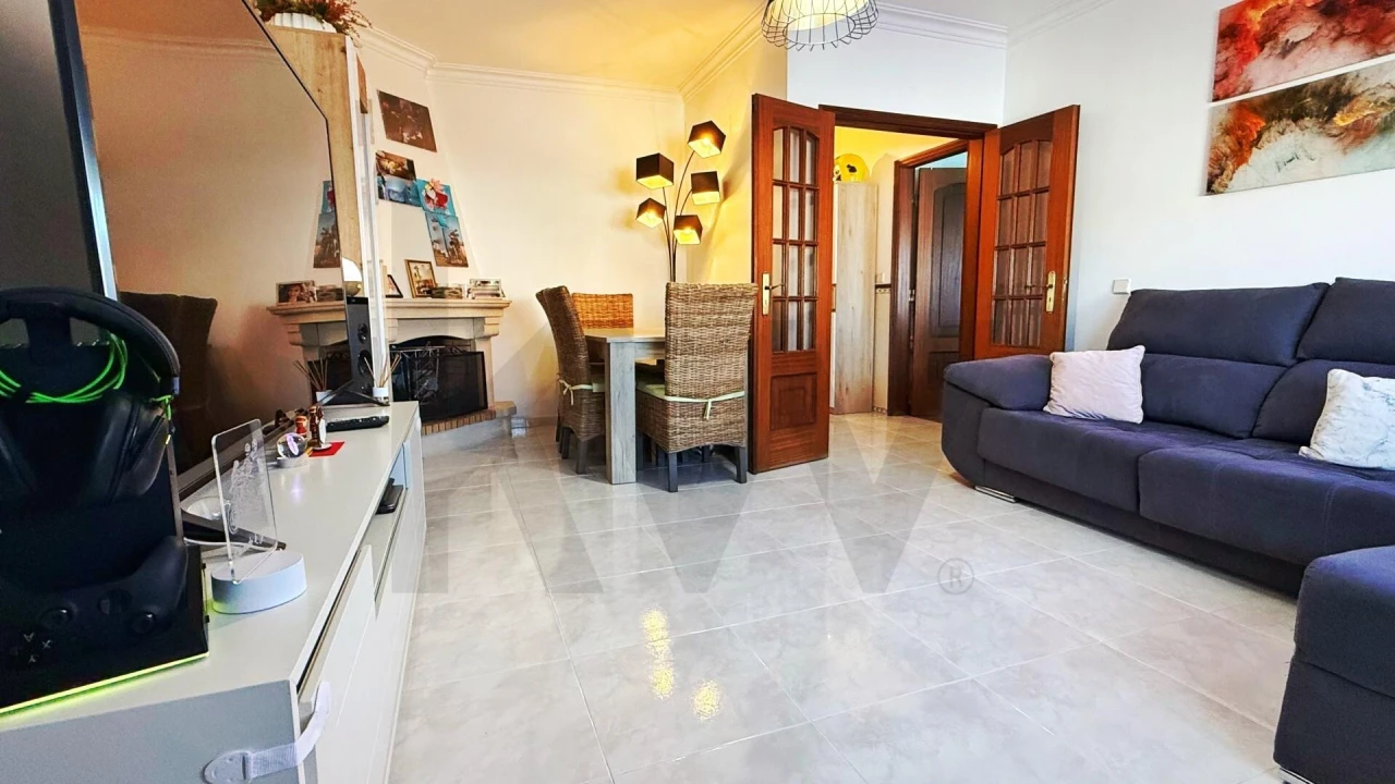 Apartamento T2 para Venda em Quinta do Conde Foto 8