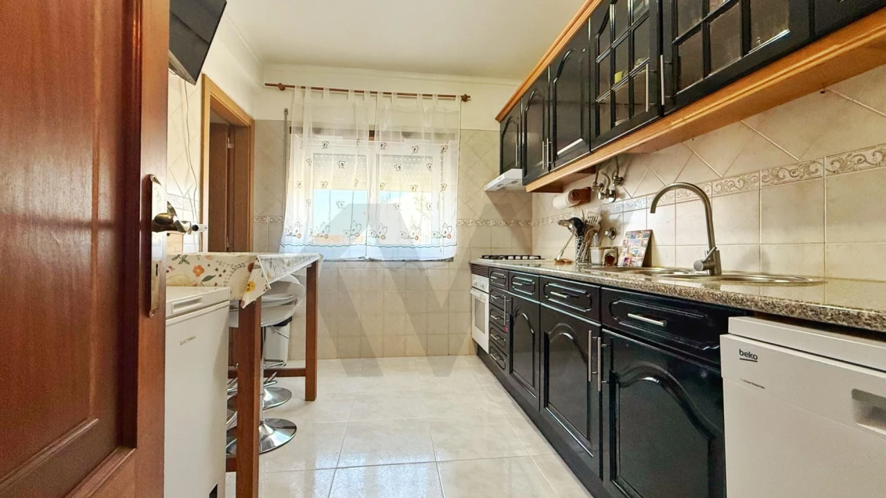 Apartamento T2 para Venda em Quinta do Conde Foto 21