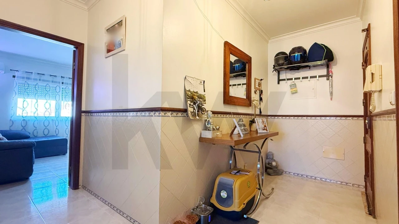 Apartamento T2 para Venda em Quinta do Conde Foto 3