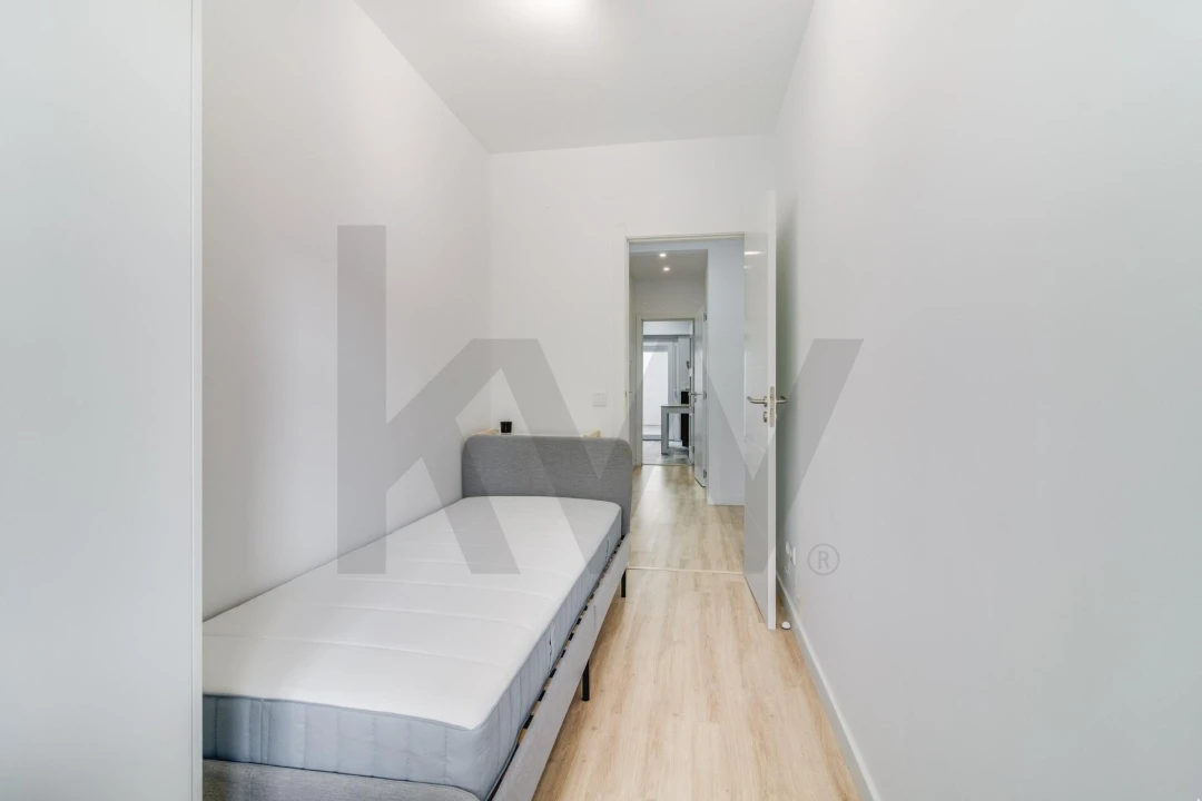 Apartamento T2 para Venda em Pontinha e Famões Foto 16