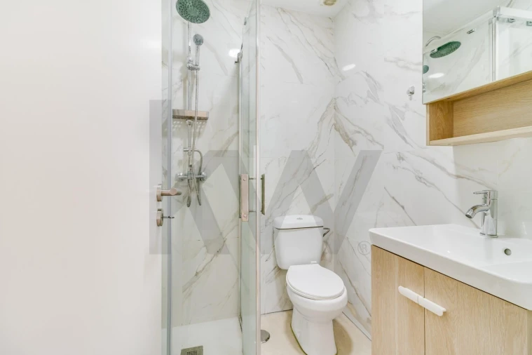 Apartamento T2 para Venda em Pontinha e Famões Foto 7