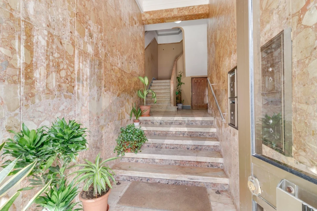 Apartamento T2 para Venda em Pontinha e Famões Foto 20