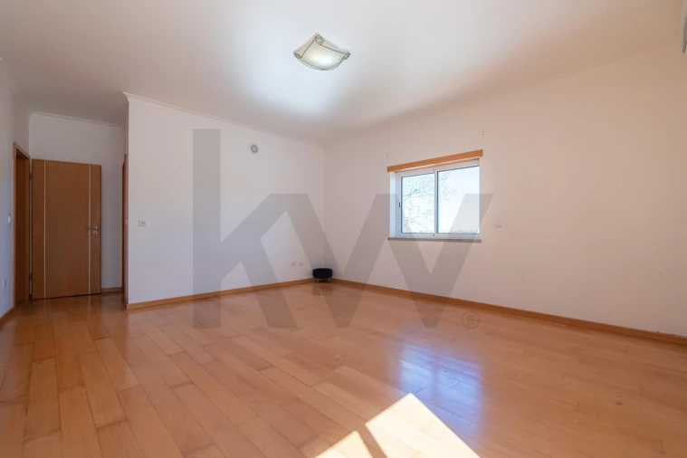 Moradia T5 para Venda em Eiras e São Paulo de Frades Foto 20