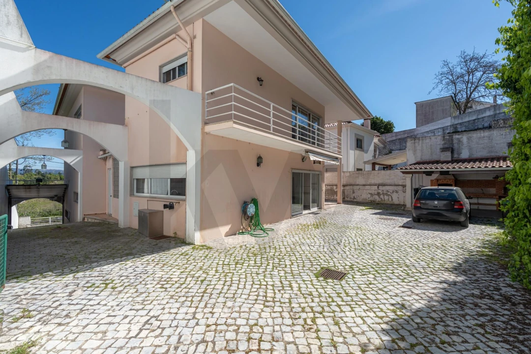 Moradia T5 para Venda em Eiras e São Paulo de Frades Foto 31