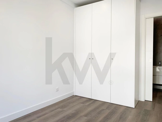 Apartamento T2 para Venda em Carnaxide e Queijas Foto 11