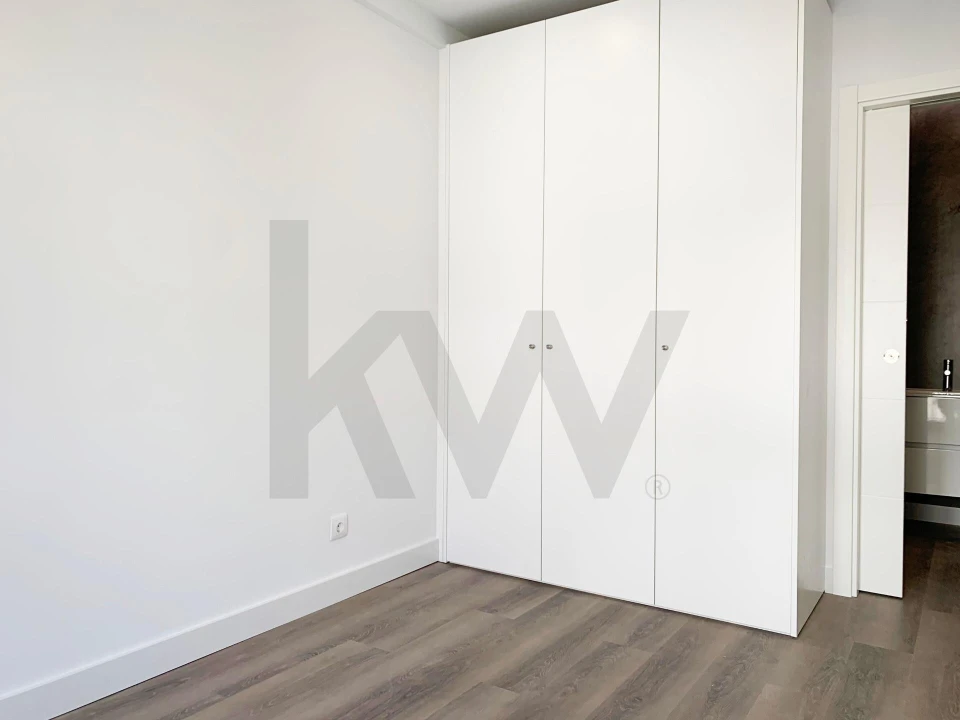 Apartamento T2 para Venda em Carnaxide e Queijas Foto 11