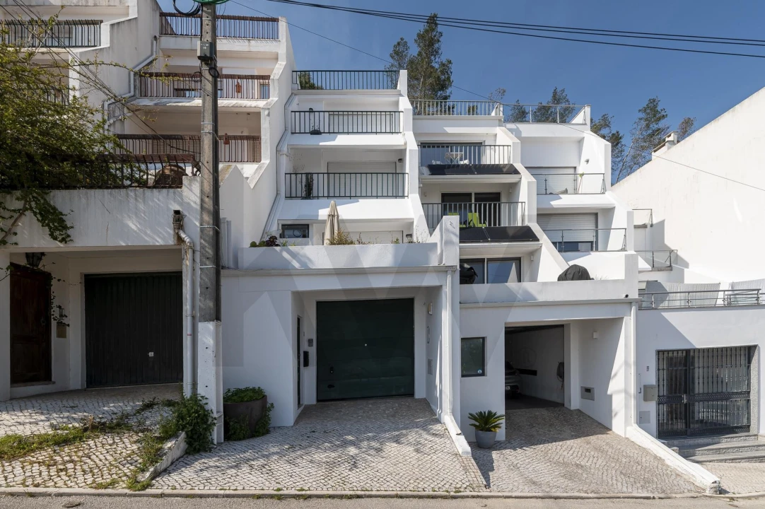 Moradia T3 para Venda em Sesimbra (Santiago) Foto 1