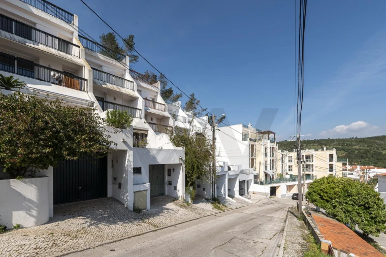 Moradia T3 para Venda em Sesimbra (Santiago) Foto 2