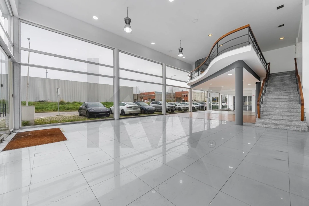 Armazém para Venda em Silvalde Foto 7