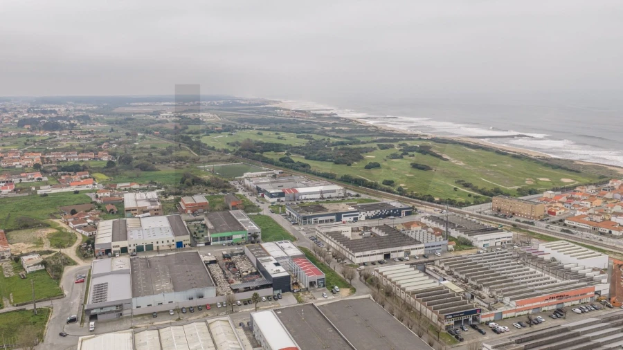 Armazém para Venda em Silvalde Foto 6