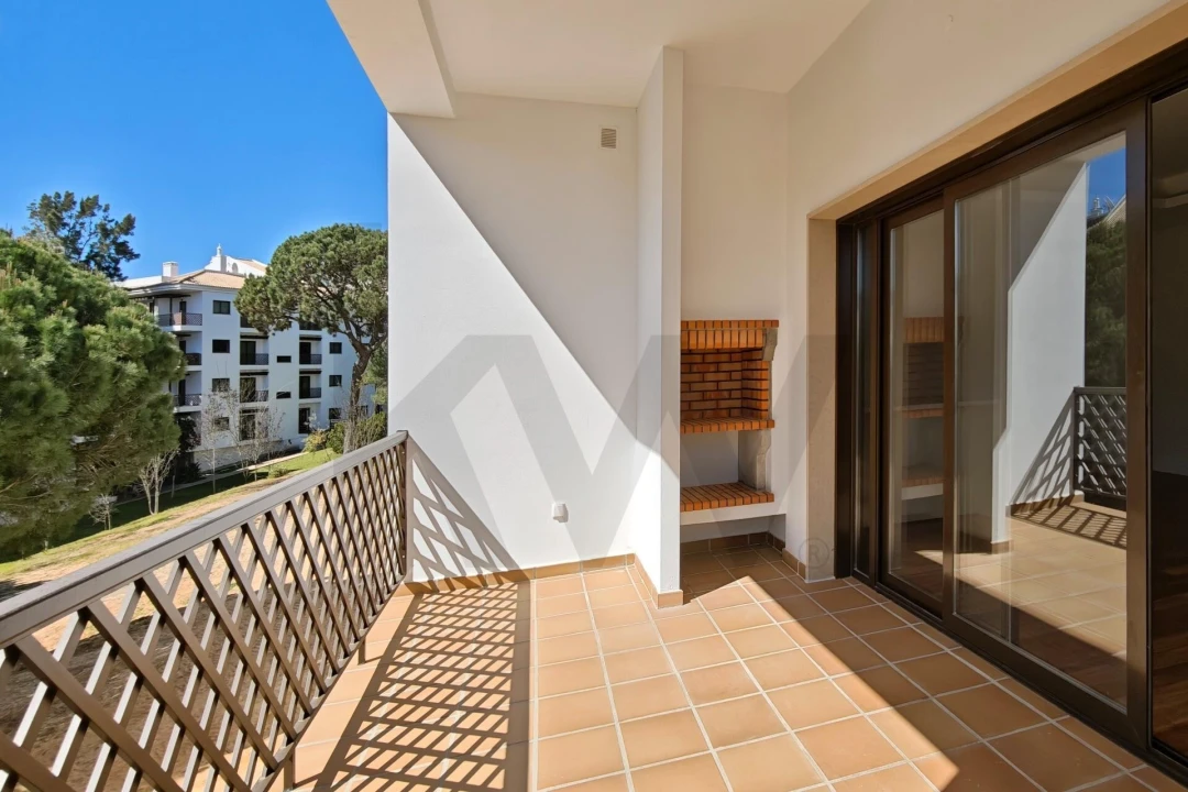 Apartamento T2 para Venda em Albufeira e Olhos de Água Foto 7