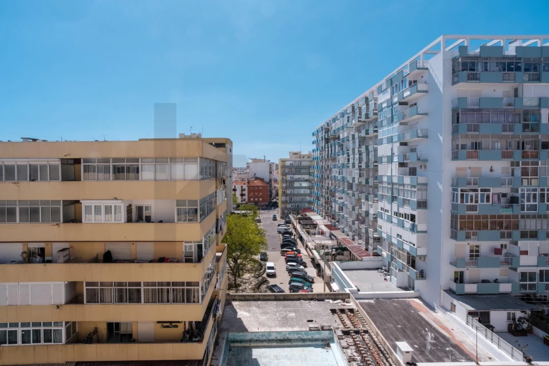Apartamento T1 para Venda em Costa da Caparica Foto 8