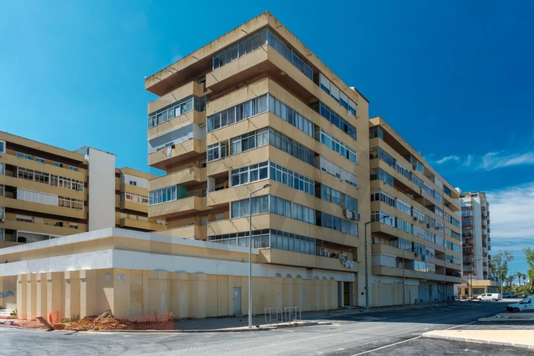 Apartamento T1 para Venda em Costa da Caparica Foto 13