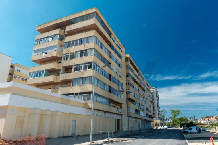 Apartamento T1 para Venda em Costa da Caparica Foto 14