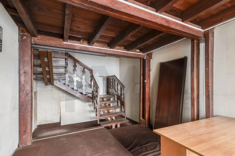 Loja para Venda em Alvalade Foto 14