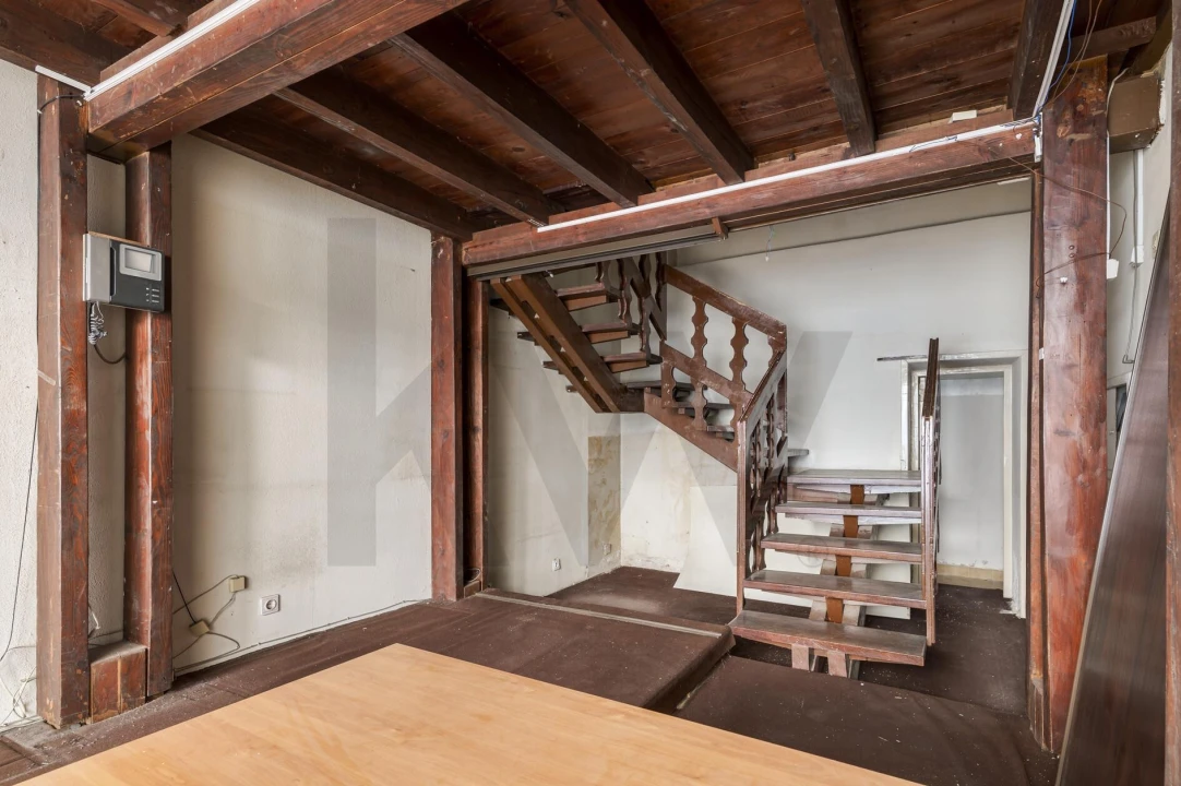 Loja para Venda em Alvalade Foto 15