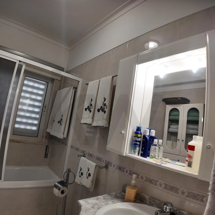 Apartamento T2 para Venda em Albufeira e Olhos de Água Foto 4