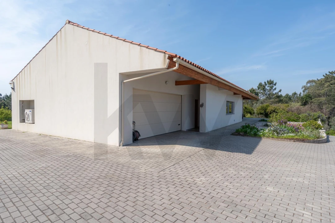 Moradia T3 para Venda em Poiares (Santo Andre) Foto 2