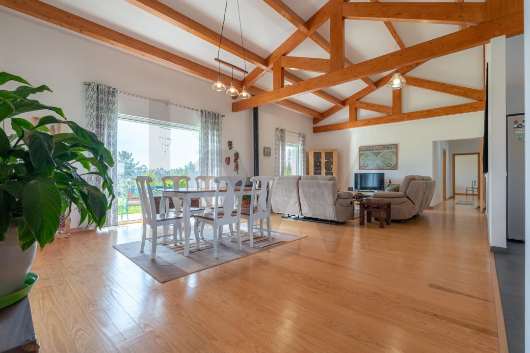 Moradia T3 para Venda em Poiares (Santo Andre) Foto 7