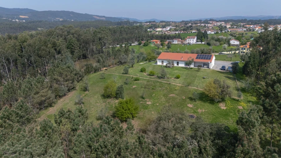 Moradia T3 para Venda em Poiares (Santo Andre) Foto 63