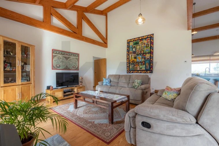 Moradia T3 para Venda em Poiares (Santo Andre) Foto 11