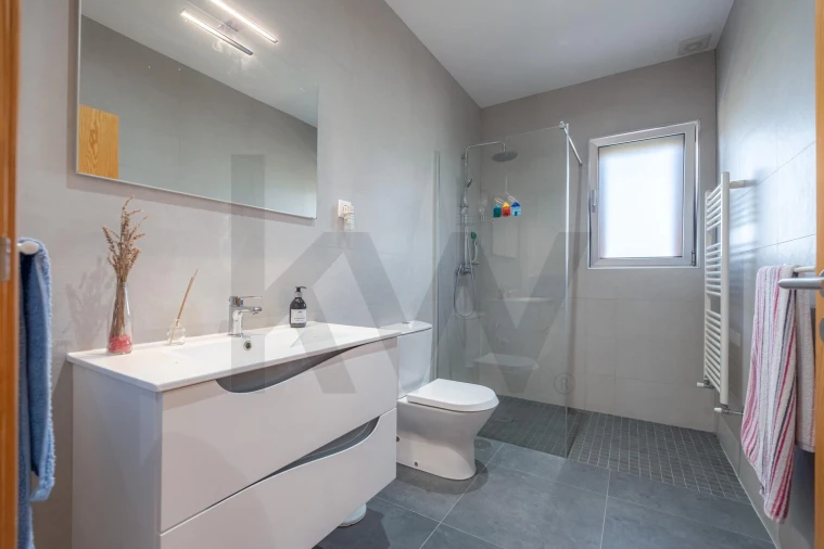 Moradia T3 para Venda em Poiares (Santo Andre) Foto 18