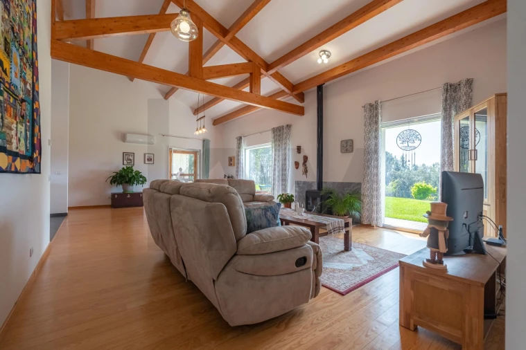 Moradia T3 para Venda em Poiares (Santo Andre) Foto 8