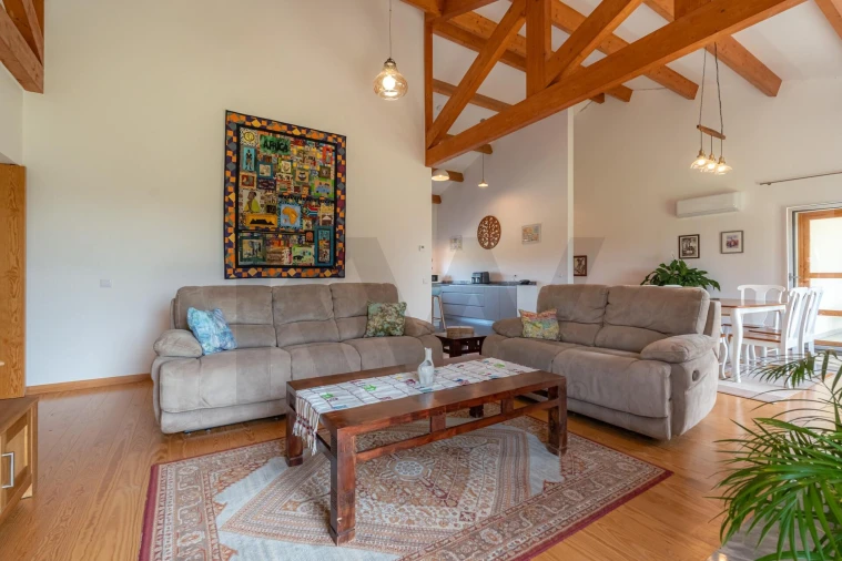 Moradia T3 para Venda em Poiares (Santo Andre) Foto 12