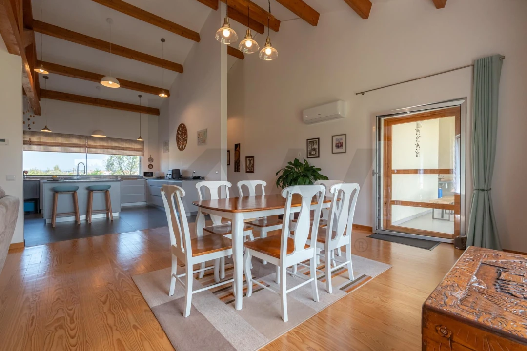 Moradia T3 para Venda em Poiares (Santo Andre) Foto 6