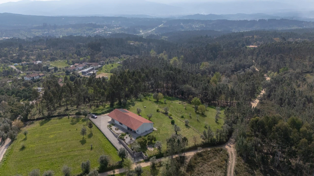 Moradia T3 para Venda em Poiares (Santo Andre) Foto 58