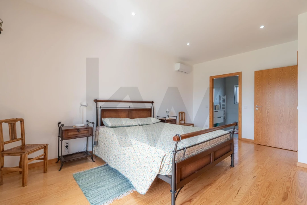 Moradia T3 para Venda em Poiares (Santo Andre) Foto 20