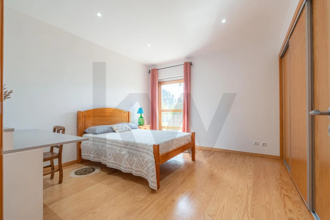 Moradia T3 para Venda em Poiares (Santo Andre) Foto 27