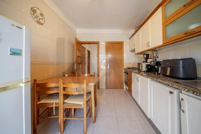 Apartamento T3 para Venda em Lagos (São Sebastião e Santa Maria)