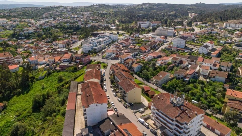 Apartamento T3 para Venda em São Martinho de Árvore e Lamarosa