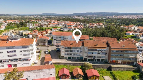 Apartamento T3 para Venda em São Martinho de Árvore e Lamarosa