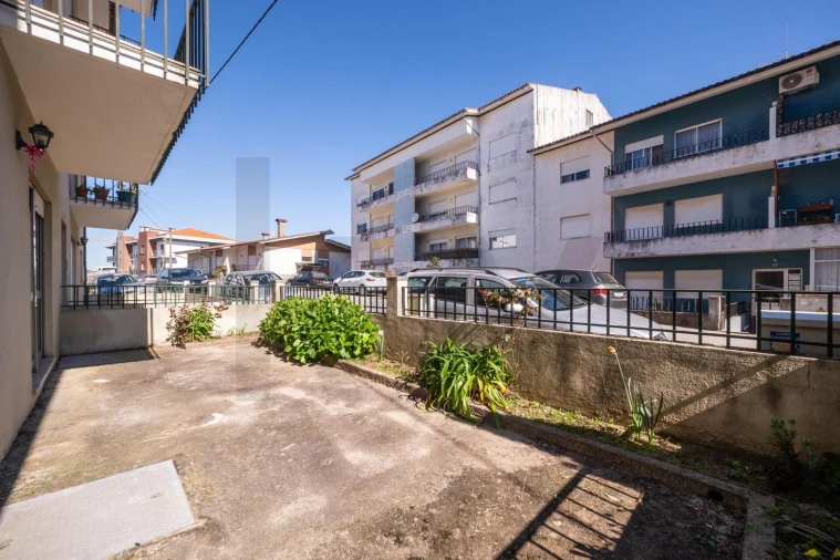 Apartamento T3 para Venda em São Martinho de Árvore e Lamarosa Foto 11