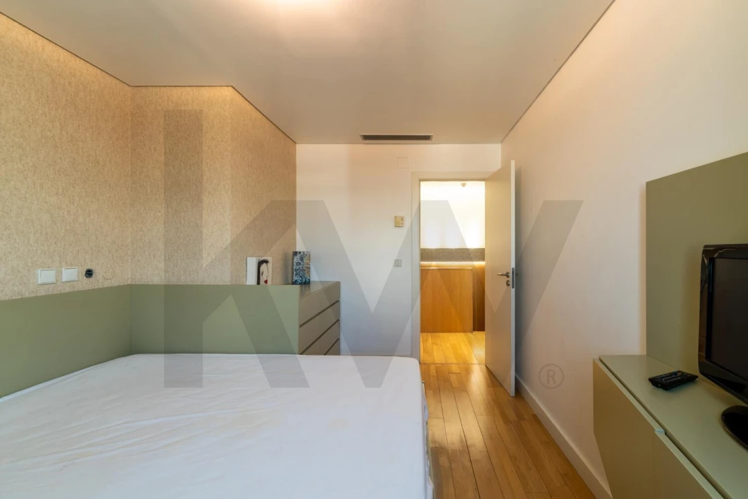 Apartamento T3 para Arrendamento em Parque das Nações Foto 21