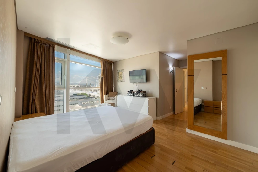 Apartamento T3 para Arrendamento em Parque das Nações Foto 14