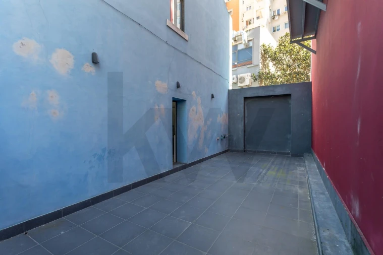 Apartamento T1 para Venda em Alvalade Foto 14