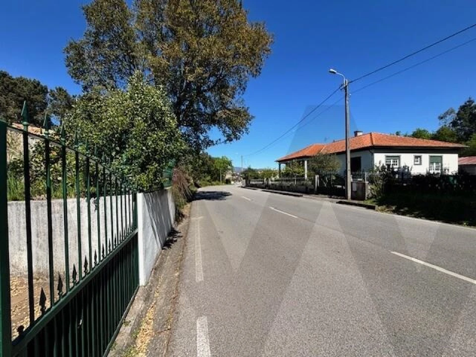 Terreno para Venda em Valongo do Vouga Foto 7