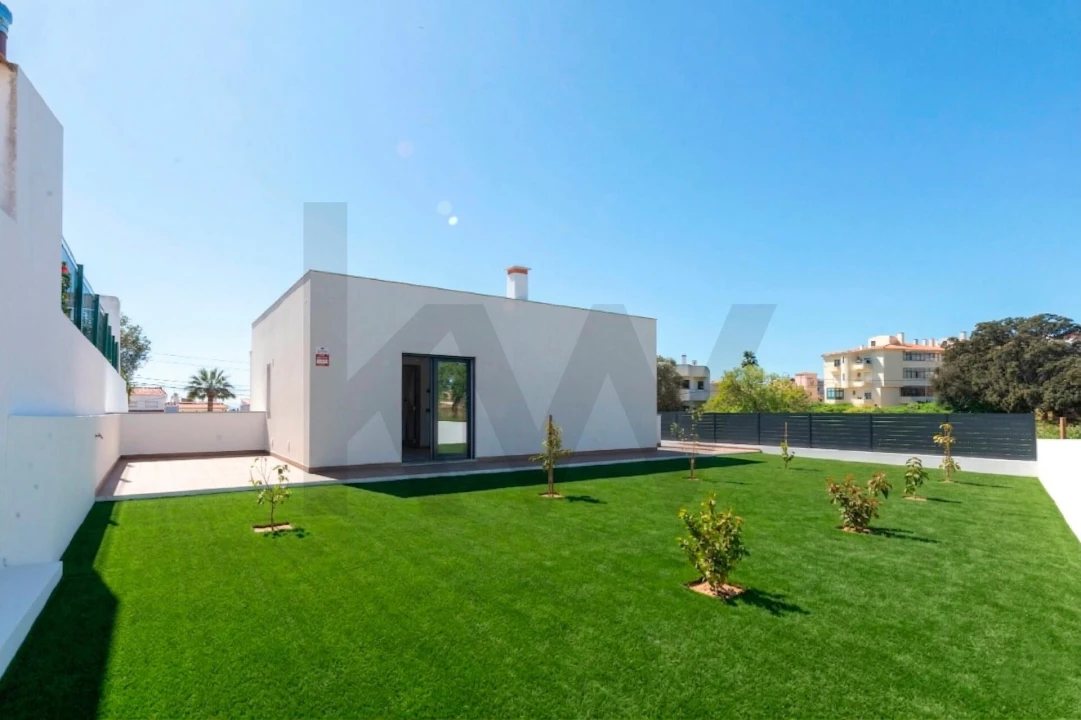 Moradia T4 para Venda em Portimão Foto 29