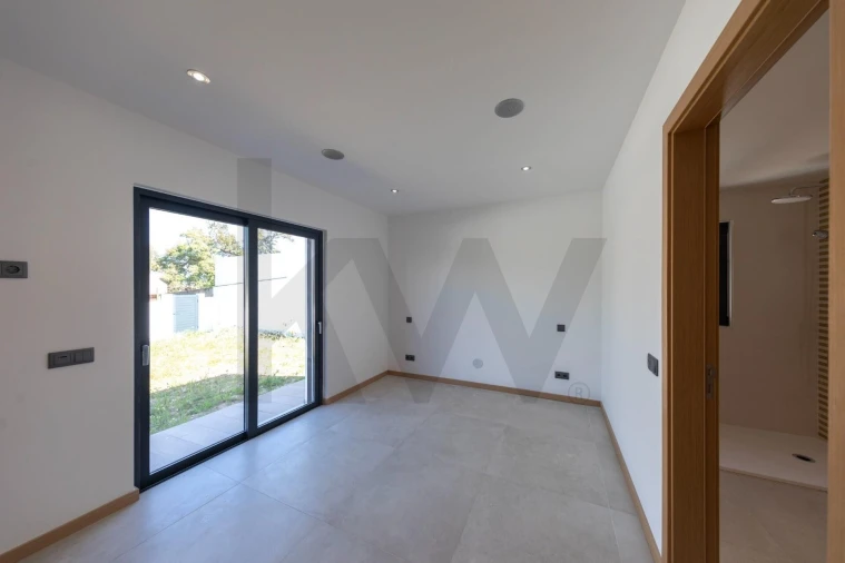 Moradia T4 para Venda em Portimão Foto 25