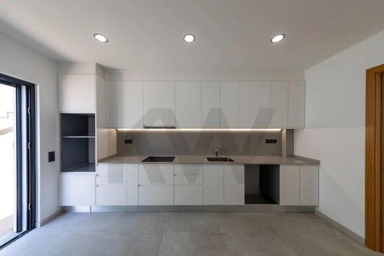 Moradia T4 para Venda em Portimão Foto 11