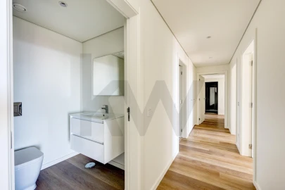 Apartamento T3 para Venda em Algés, Linda-A-Velha e Cruz Quebrada-Dafundo