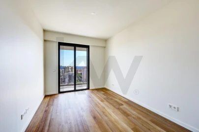 Apartamento T3 para Venda em Algés, Linda-A-Velha e Cruz Quebrada-Dafundo