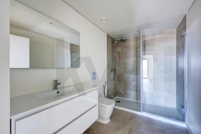 Apartamento T3 para Venda em Algés, Linda-A-Velha e Cruz Quebrada-Dafundo