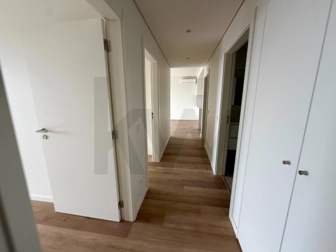 Apartamento T3 para Venda em Algés, Linda-A-Velha e Cruz Quebrada-Dafundo Foto 24