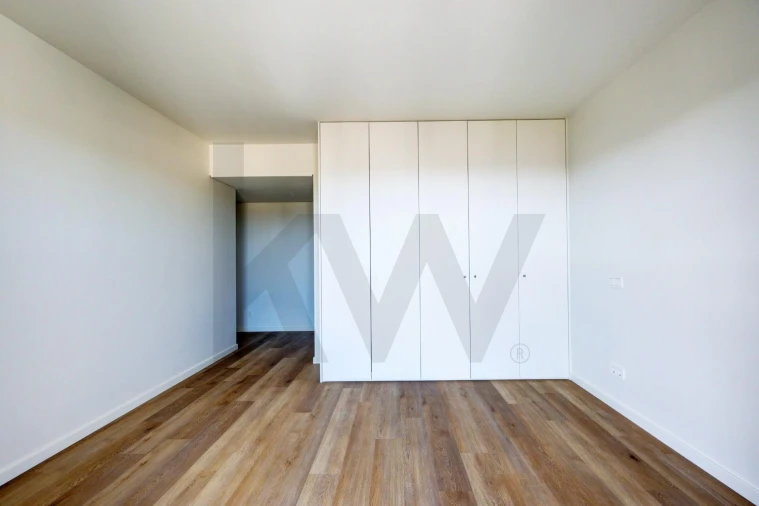 Apartamento T3 para Venda em Algés, Linda-A-Velha e Cruz Quebrada-Dafundo Foto 19