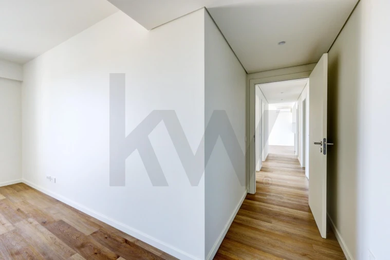 Apartamento T3 para Venda em Algés, Linda-A-Velha e Cruz Quebrada-Dafundo Foto 18